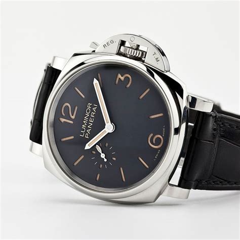 panerai due 676|Panerai Luminor Due: Watches for women and for men.